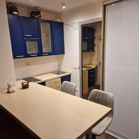 Apartament Jacuzzi Vaki *